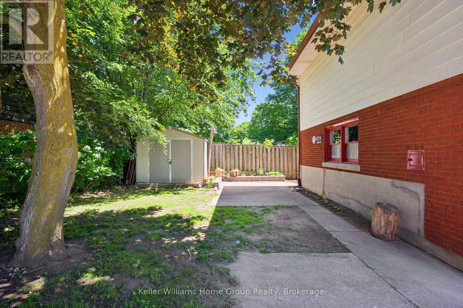 44 MEYER DRIVE - 29