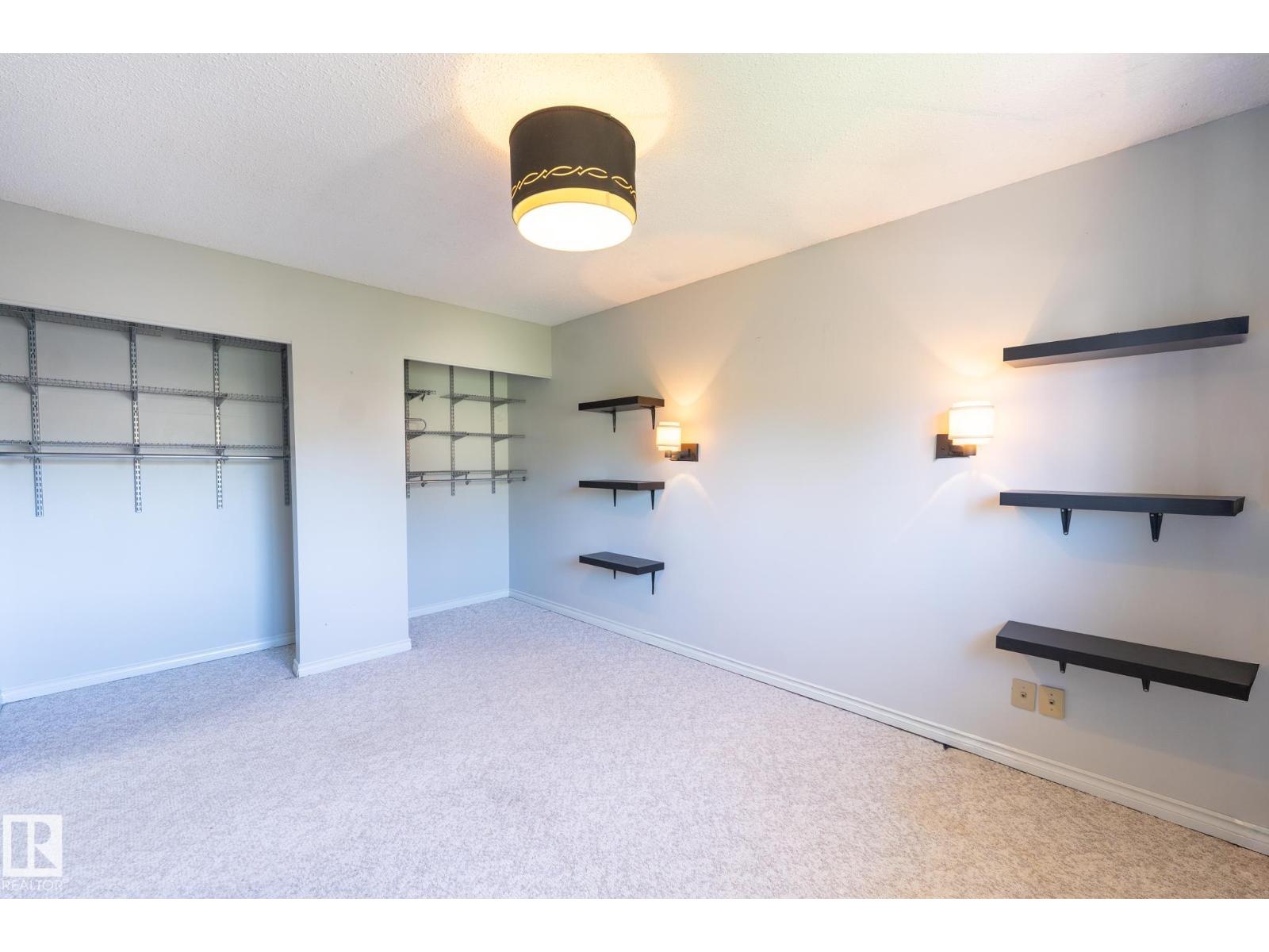 18289 74 AV NW - 27