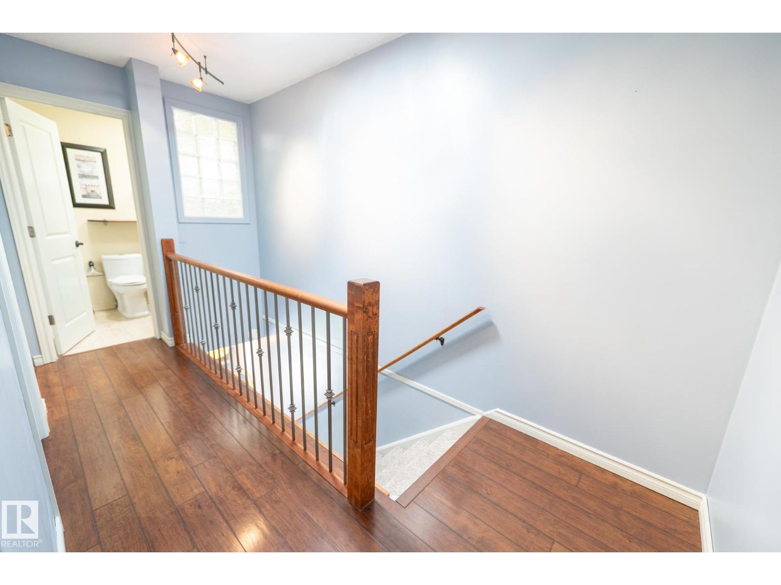 18289 74 AV NW - 37
