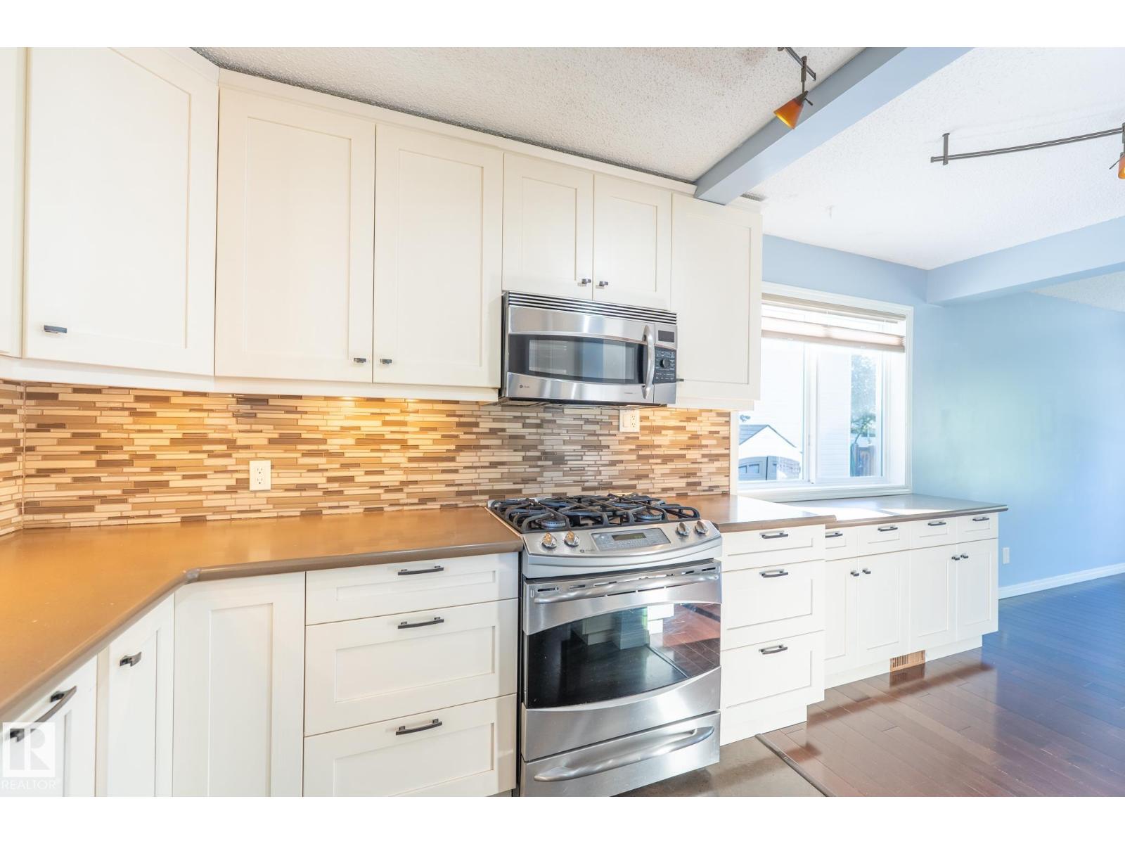 18289 74 AV NW - 4
