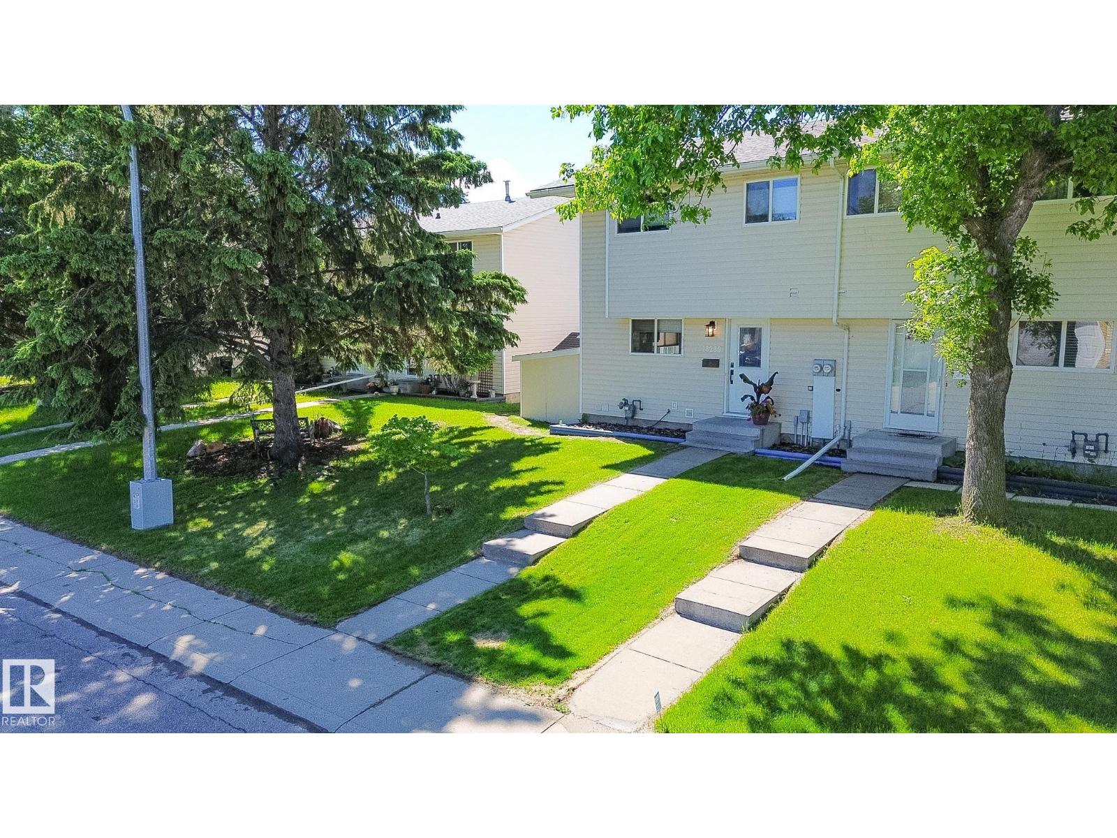 18289 74 AV NW - 64
