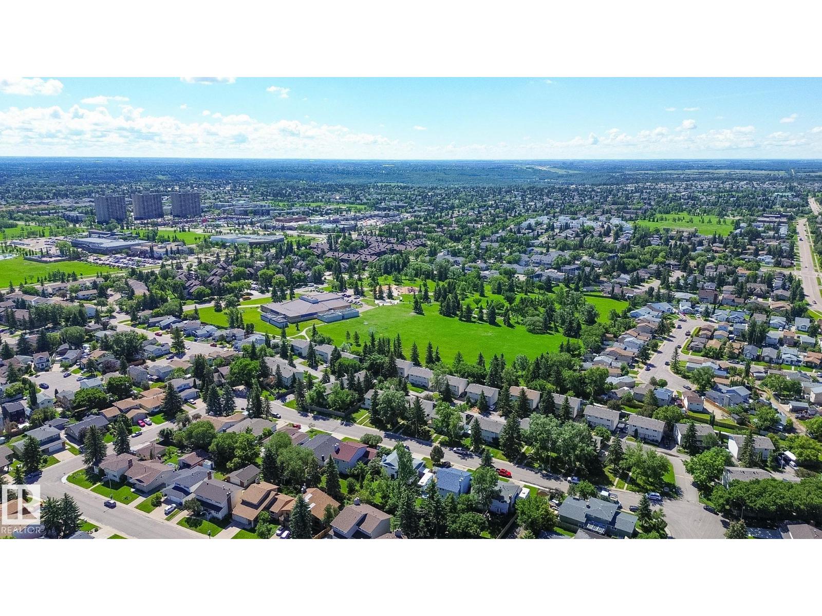 18289 74 AV NW - 72