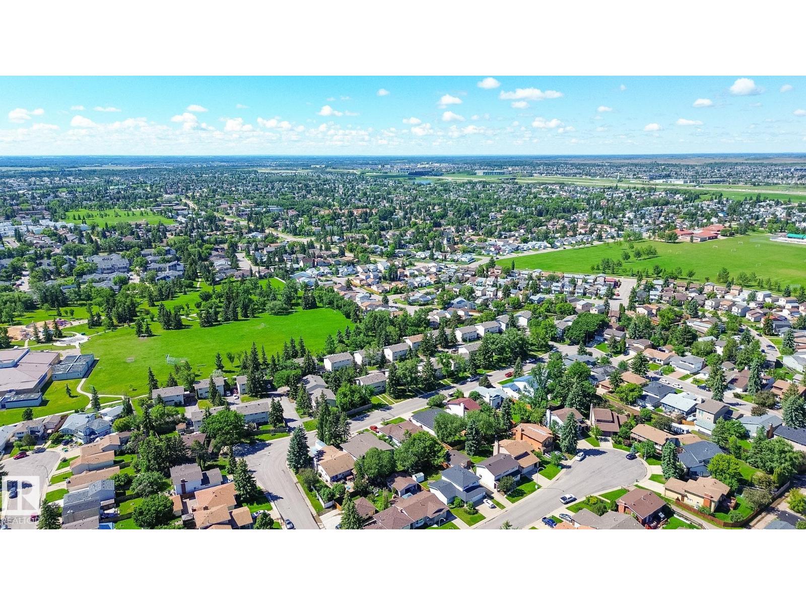18289 74 AV NW - 75