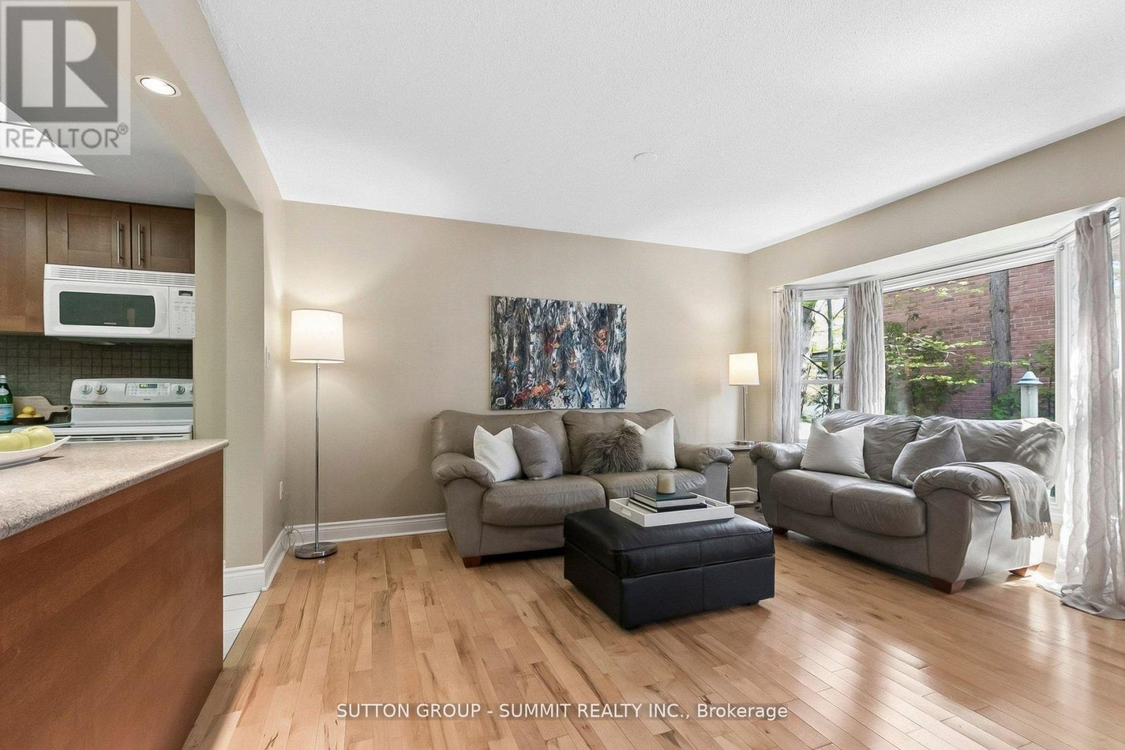 10 TAMARACK CIRCLE - 10