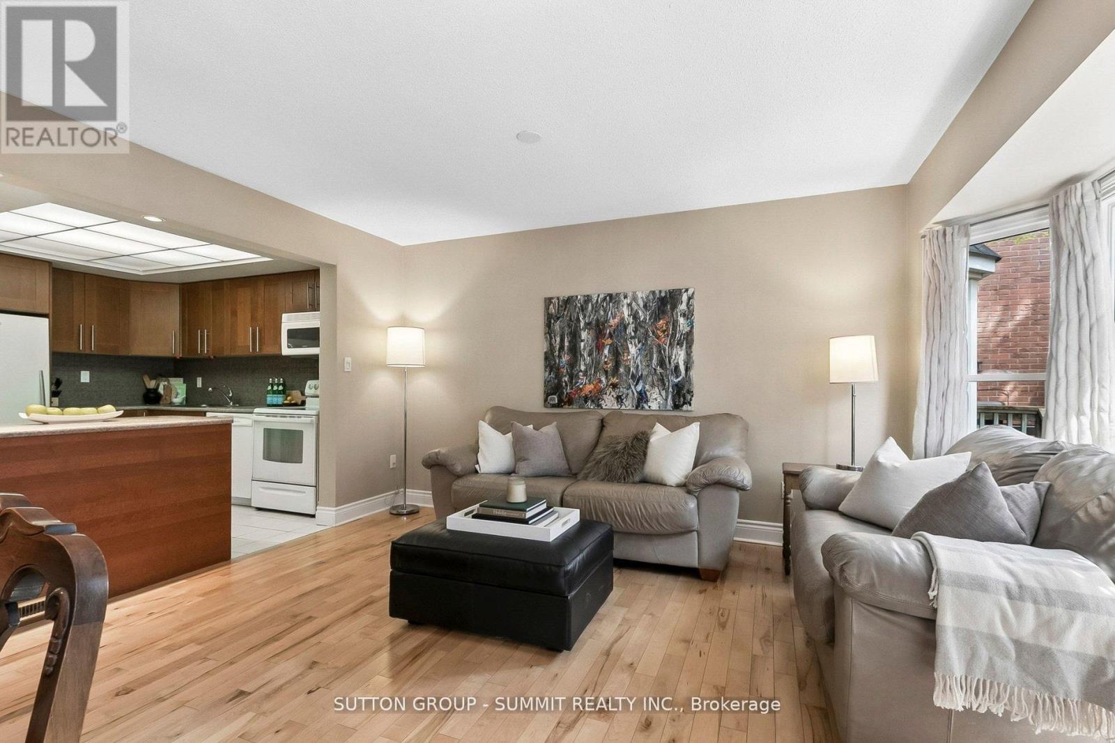 10 TAMARACK CIRCLE - 11