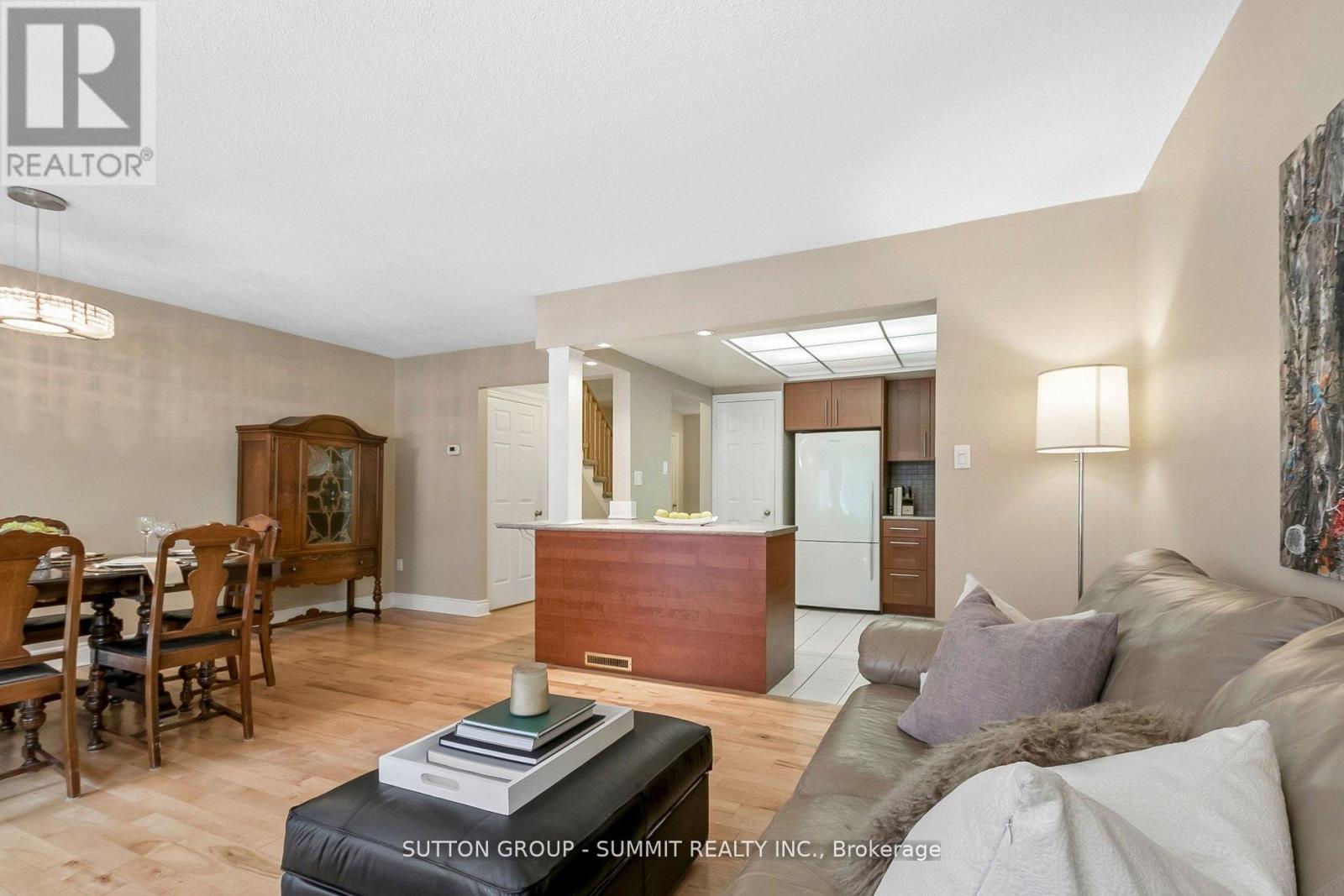 10 TAMARACK CIRCLE - 16
