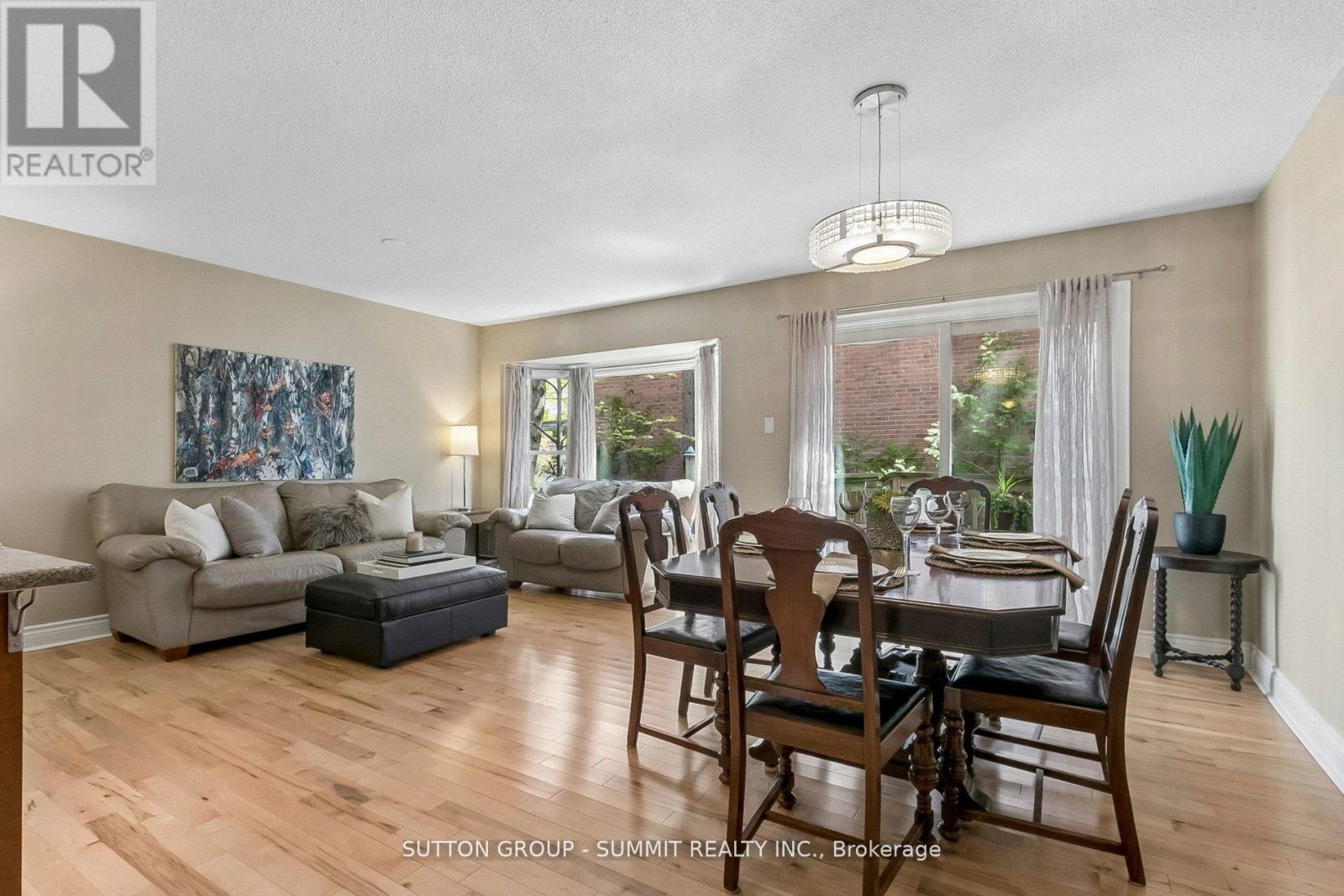 10 TAMARACK CIRCLE - 21