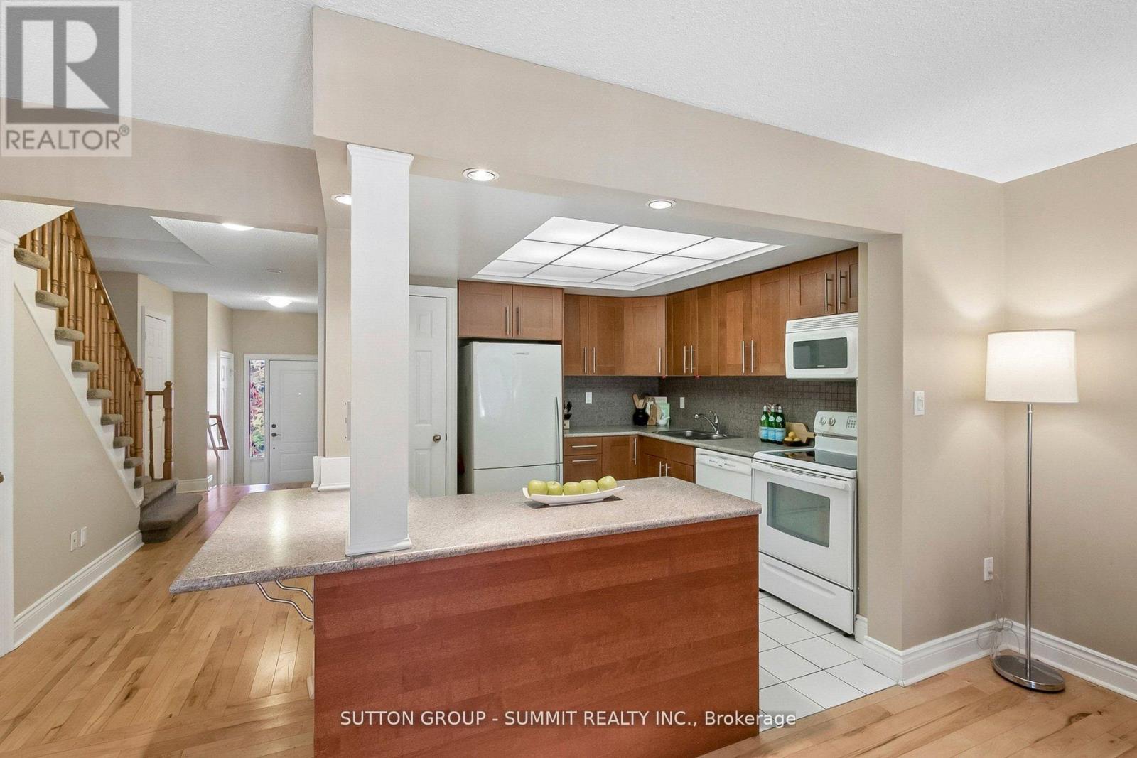 10 TAMARACK CIRCLE - 22