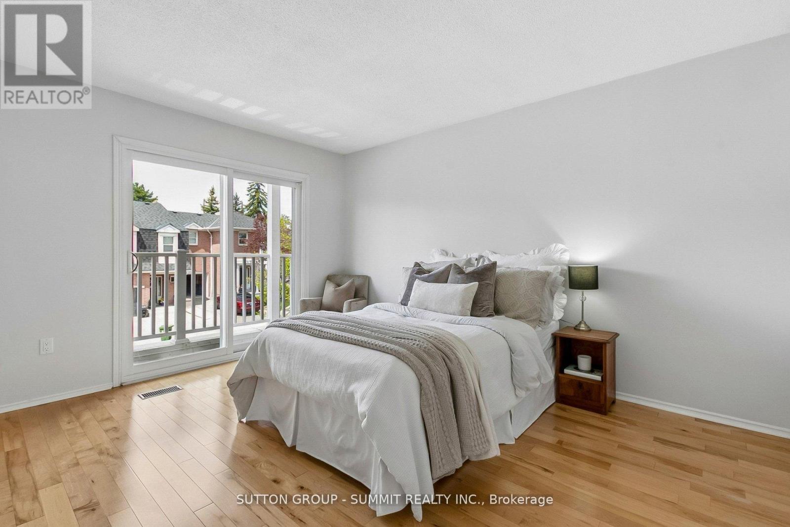10 TAMARACK CIRCLE - 30