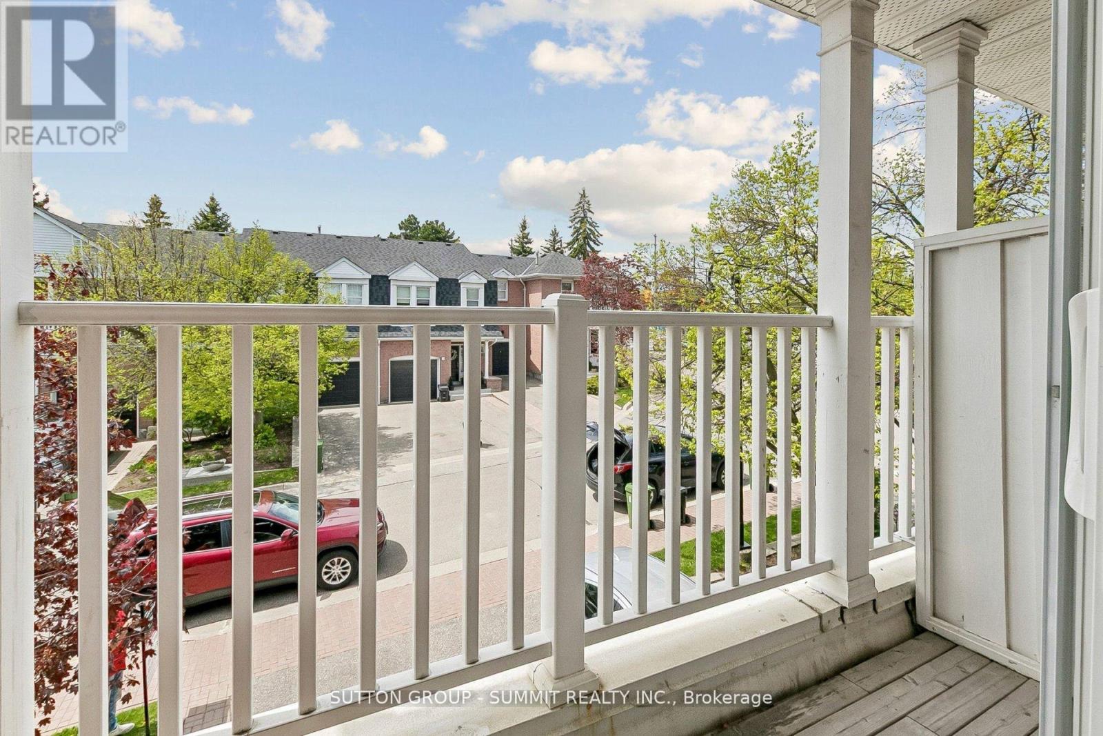 10 TAMARACK CIRCLE - 46