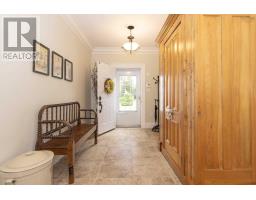 Living room - 101 Phillip Fulmore Road, Lower Five Islands, NS B0M1N0 Photo 8