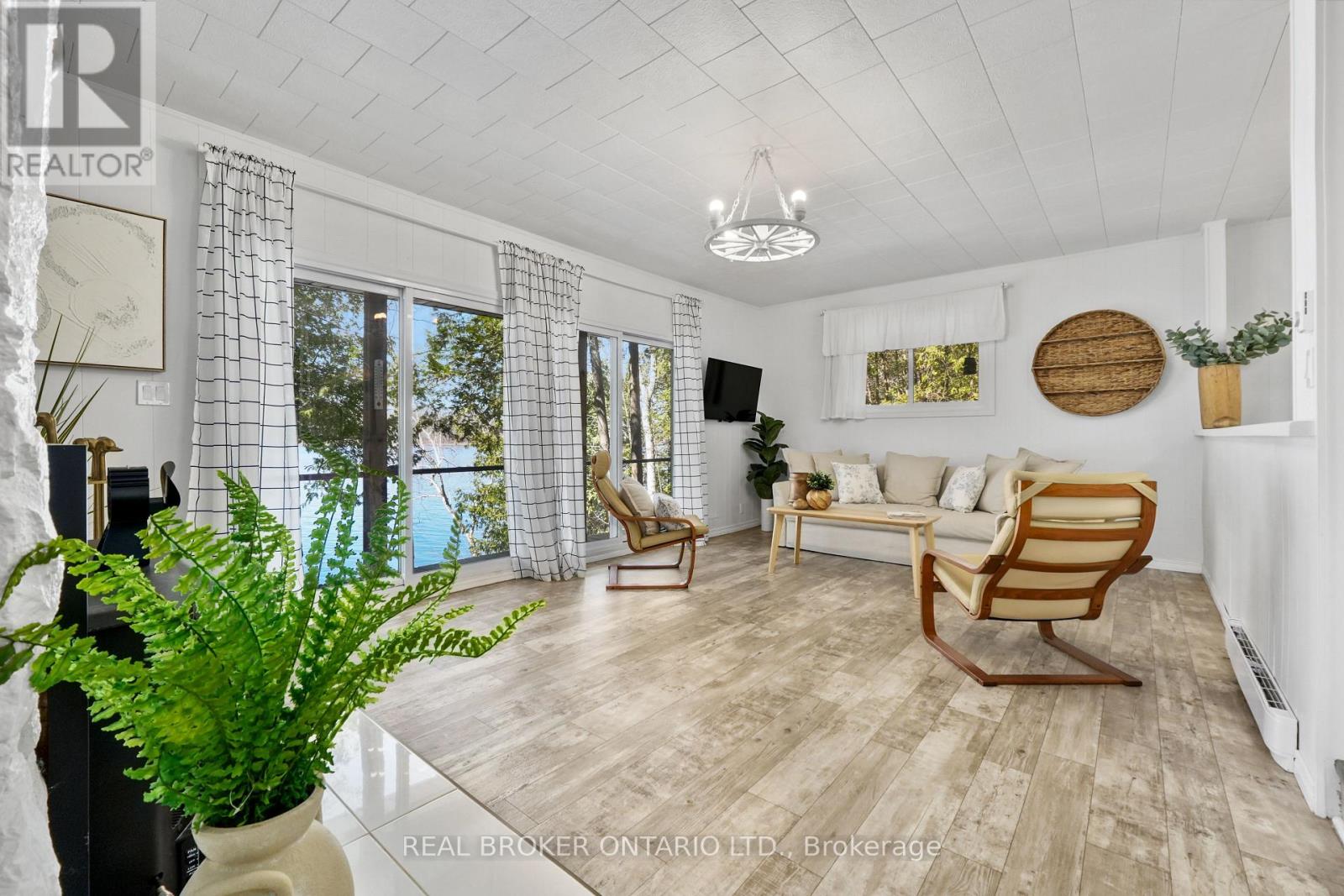 134 FLEMING BAY ROAD - 13
