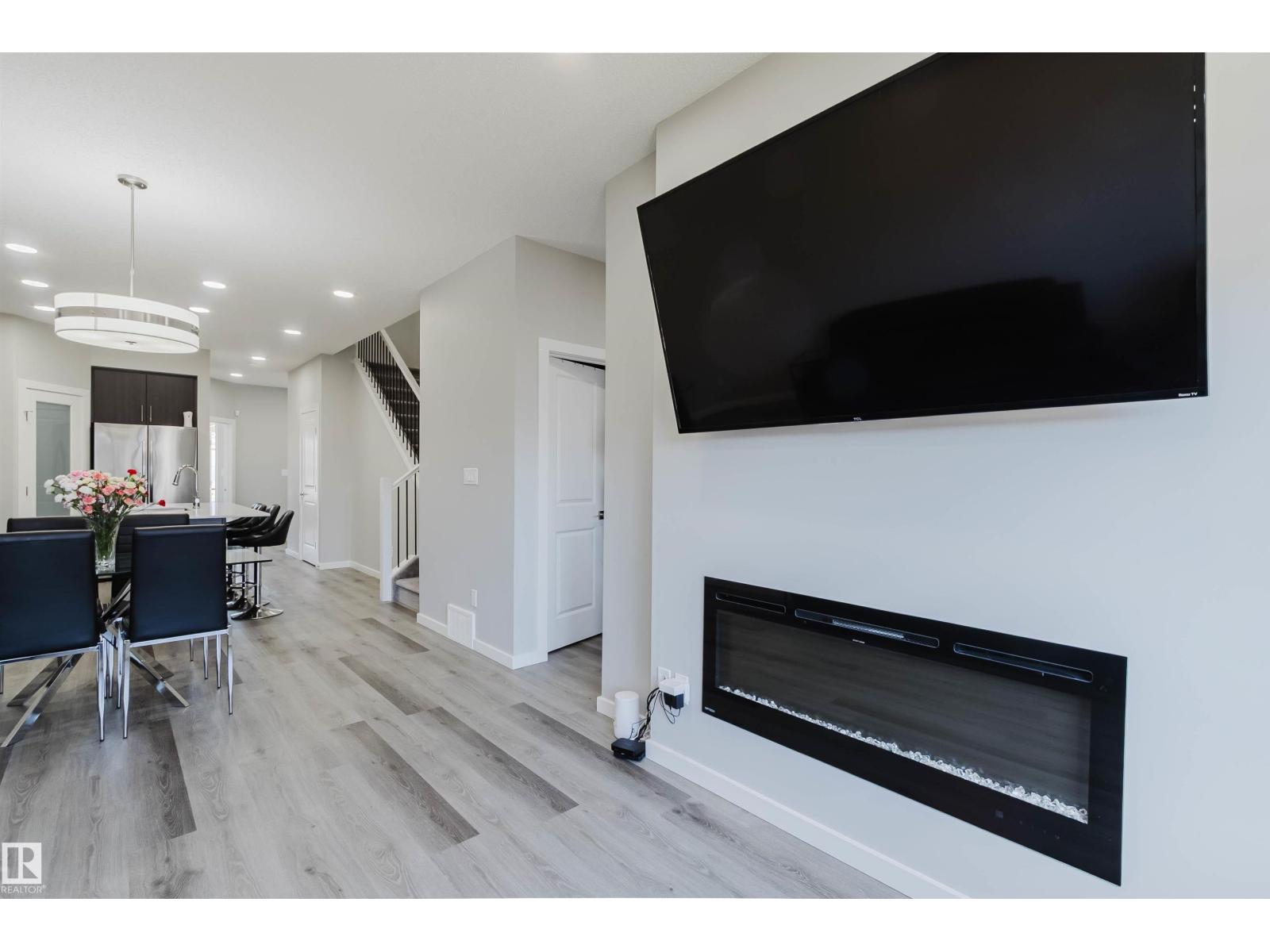 343 EDGEMONT DR NW - 15