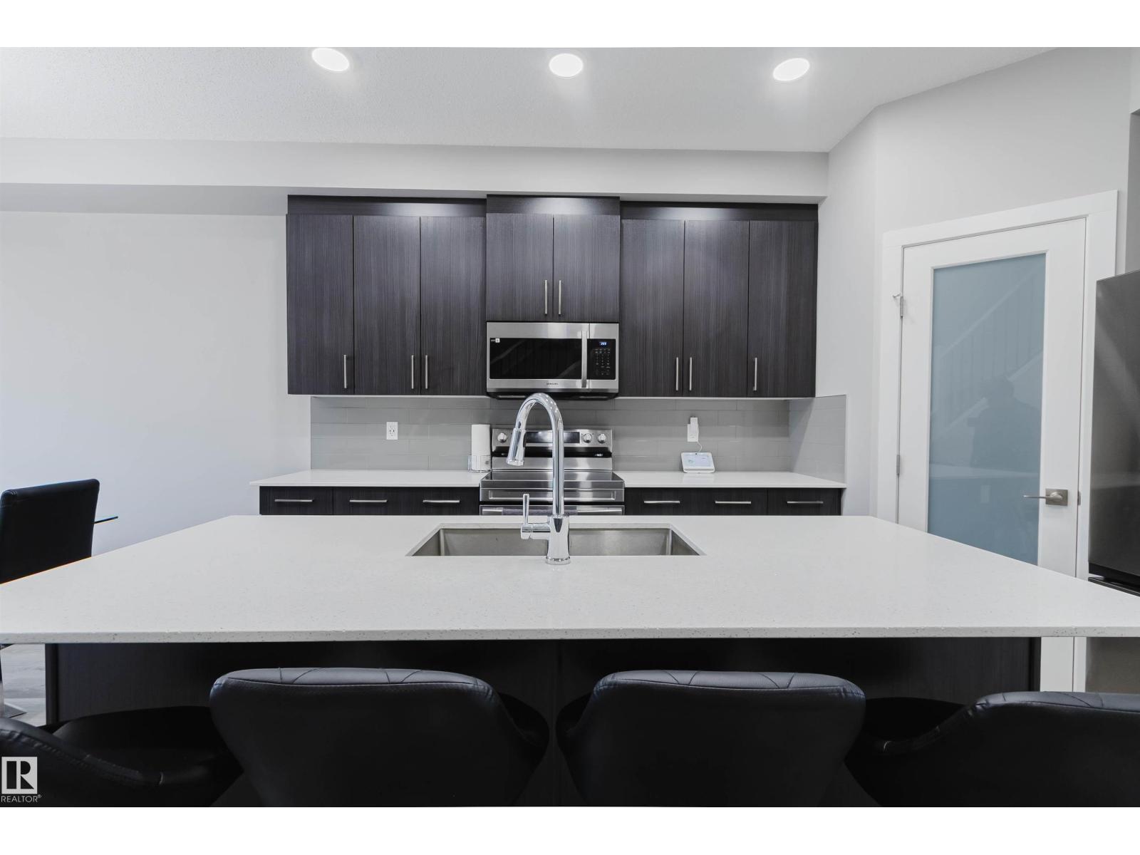 343 EDGEMONT DR NW - 8