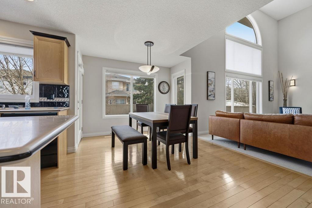 11551 14 AV NW - 25