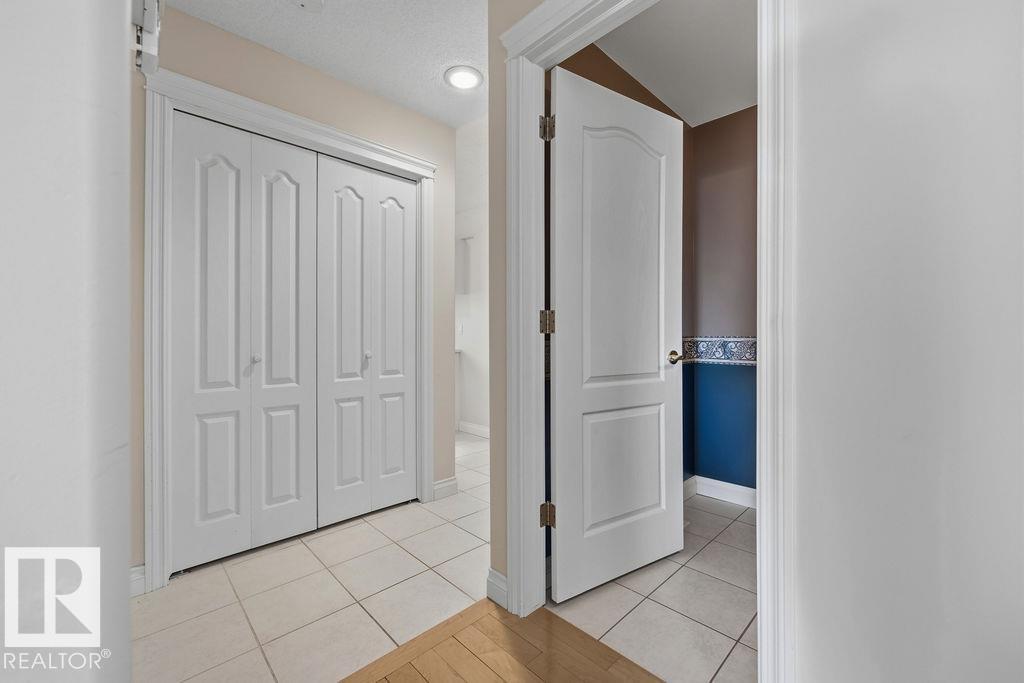11551 14 AV NW - 35