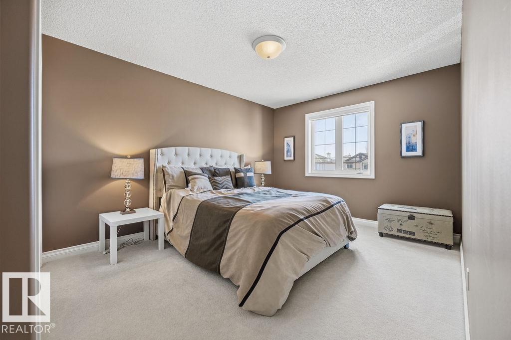 11551 14 AV NW - 52