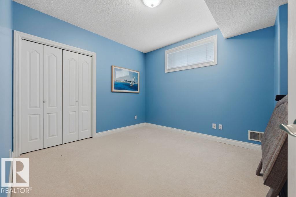11551 14 AV NW - 66