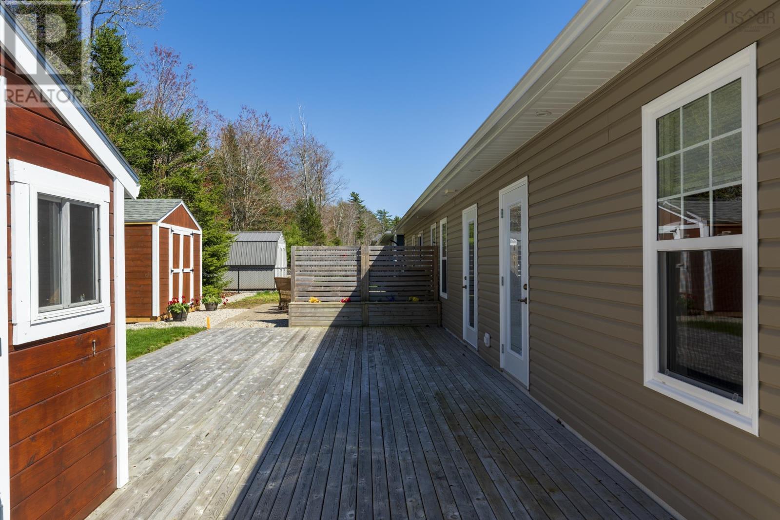 376 Glen Allan Drive - 34