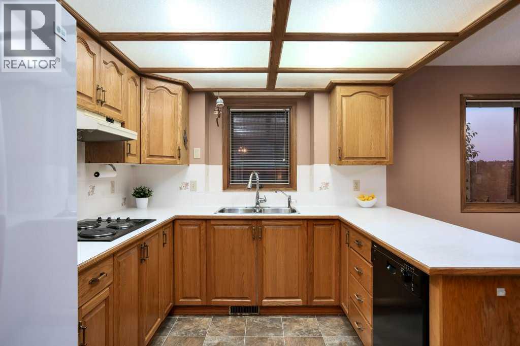 42 Edgeland Close NW — photo 8