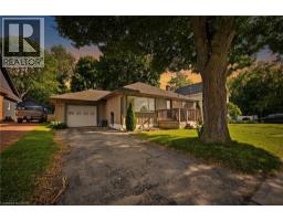 29 Concession Street E, Tillsonburg, ON N4G1N9 Photo 32