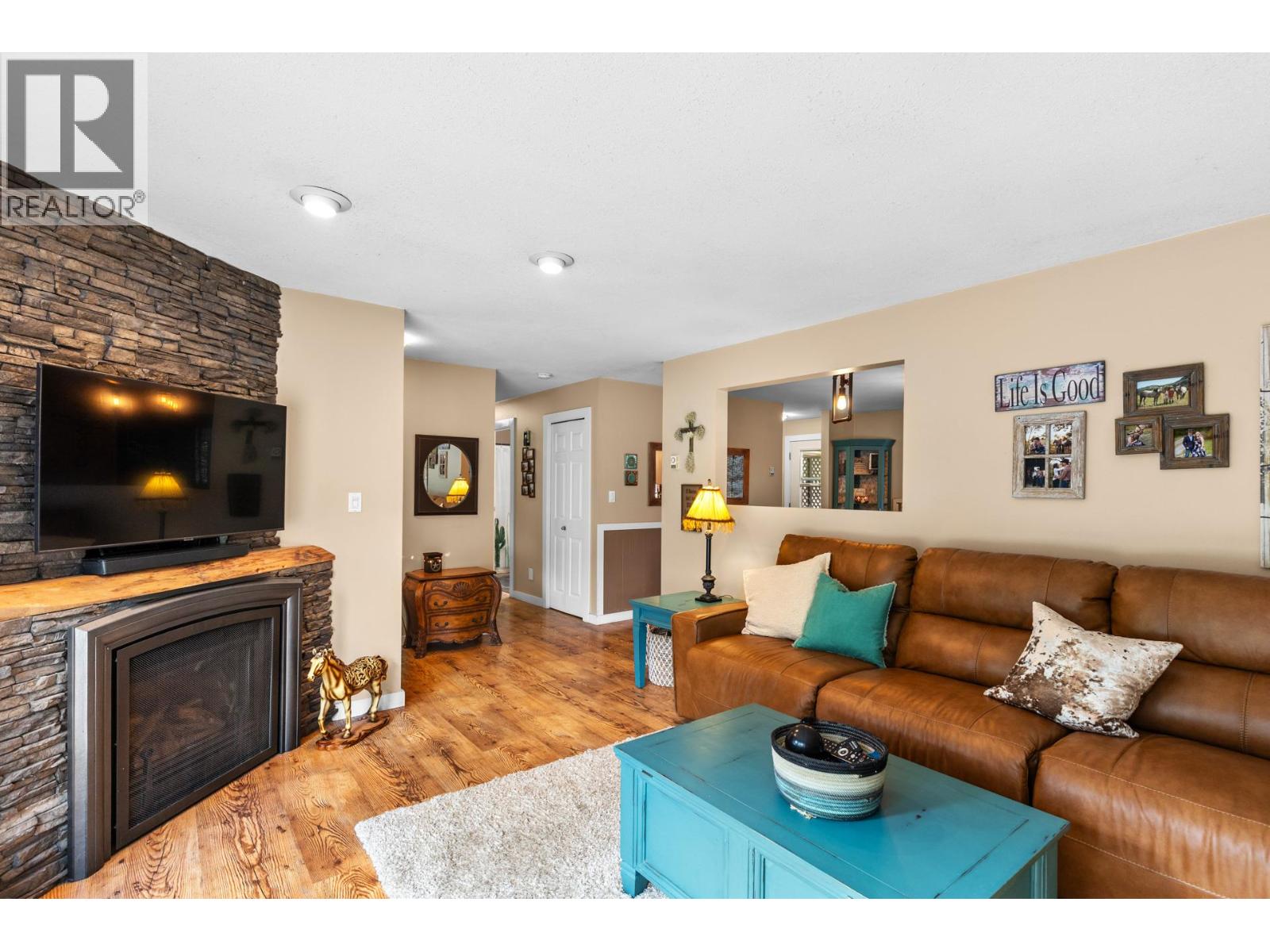 602 Johnson Crescent - 9