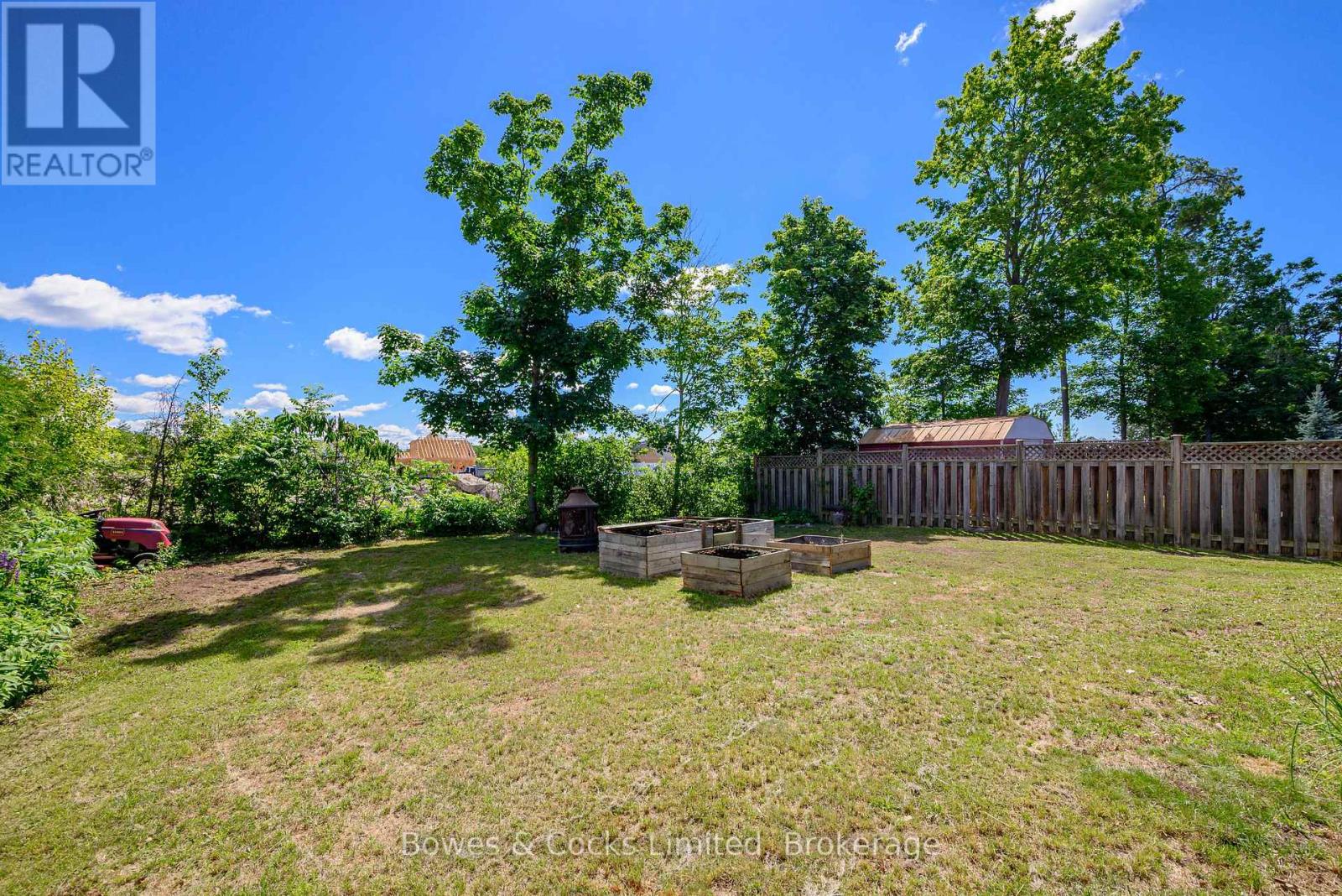 59 BIRCH CRESCENT - 44