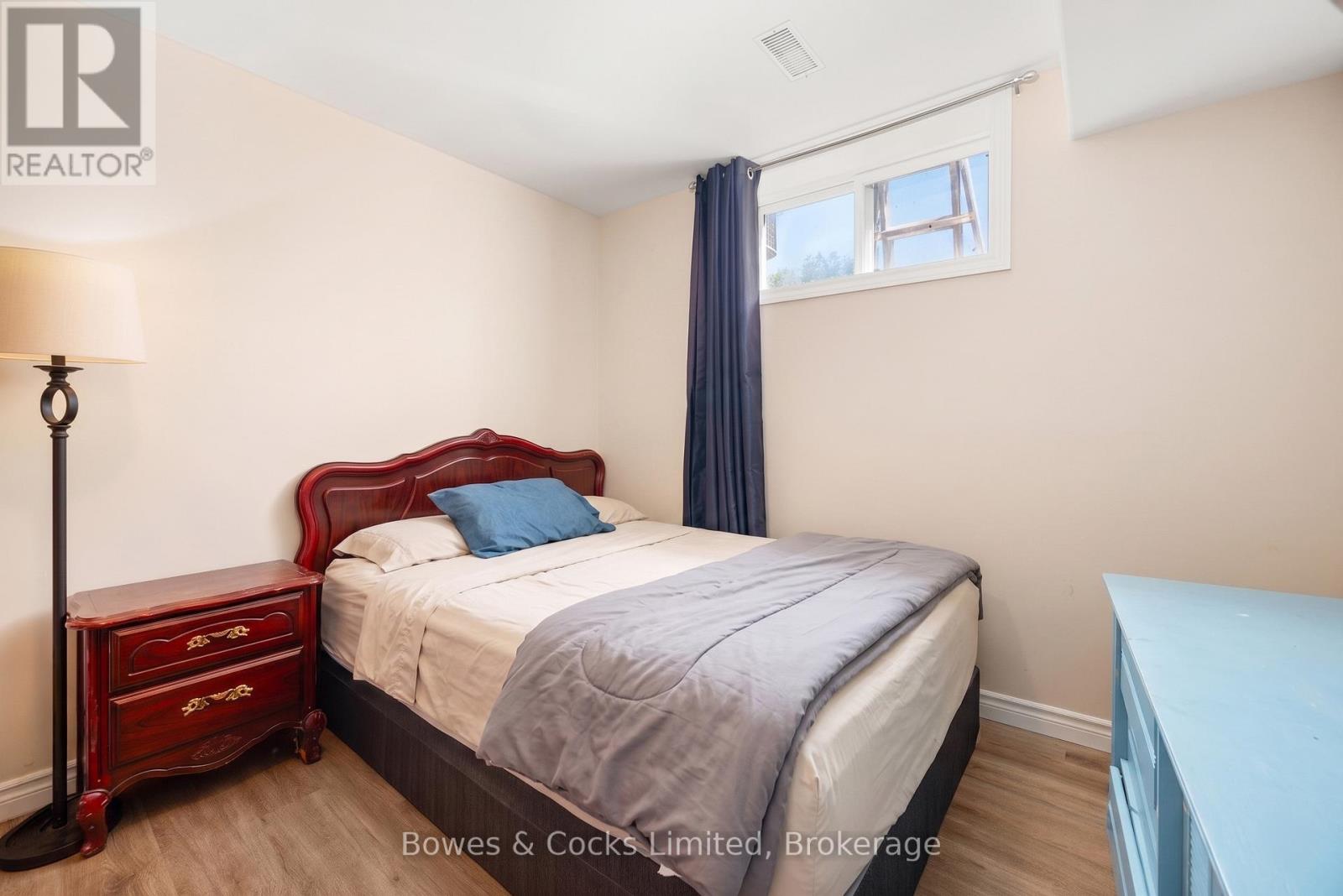 59 BIRCH CRESCENT - 38