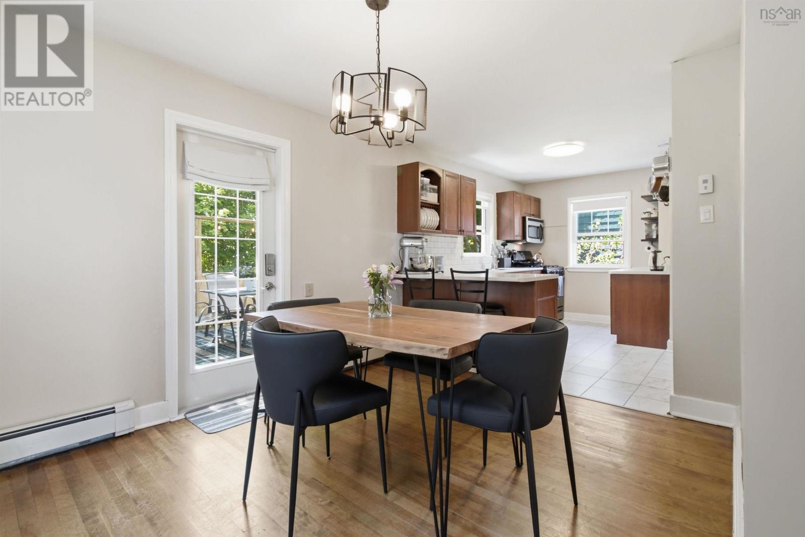 Property 14 of 41 of 17 Joffre Street