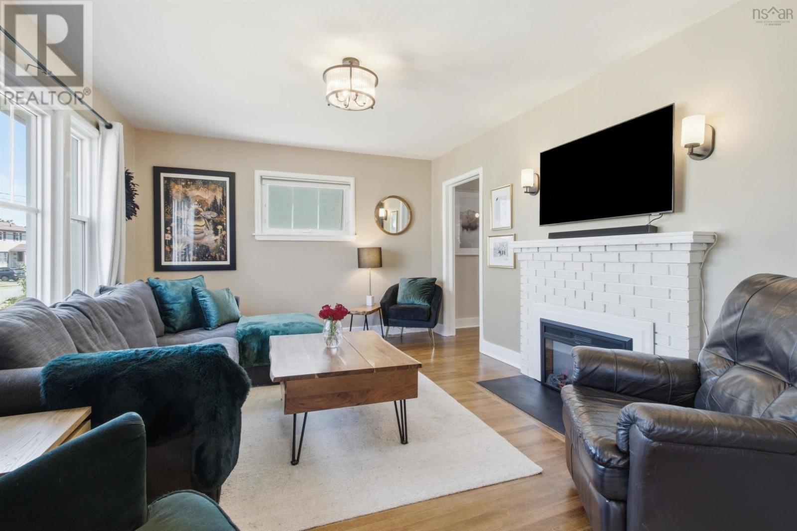 Property 7 of 41 of 17 Joffre Street