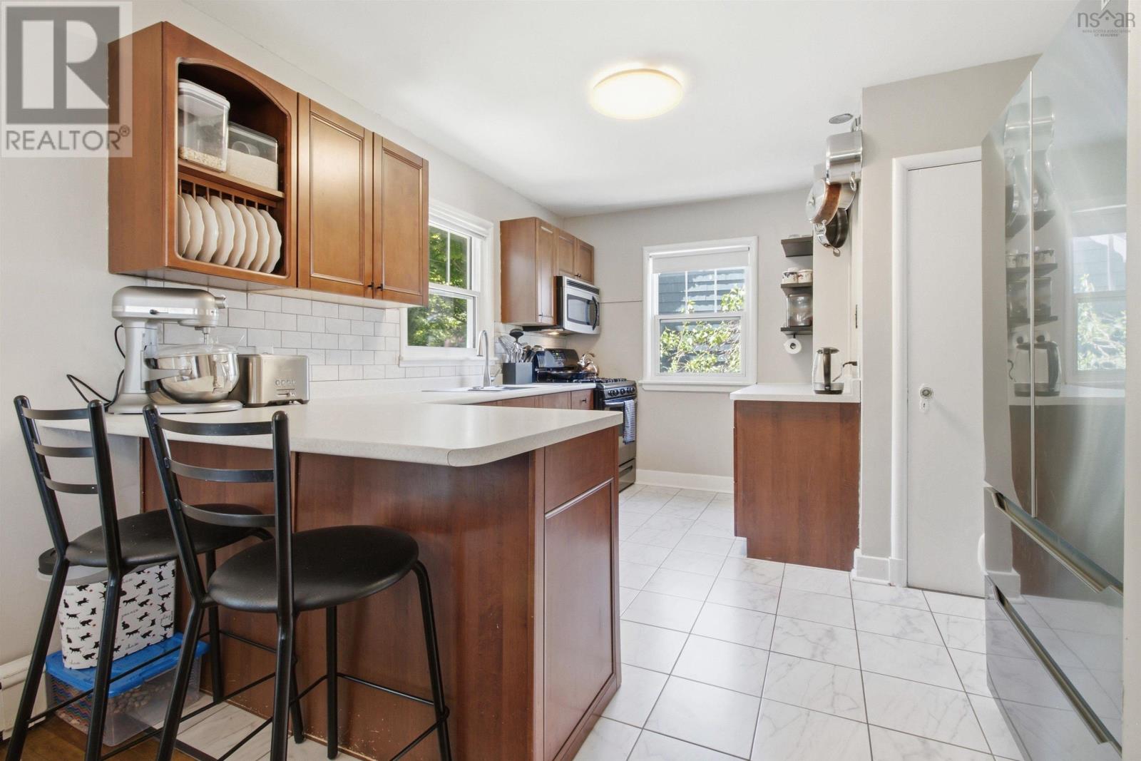 Property 8 of 41 of 17 Joffre Street
