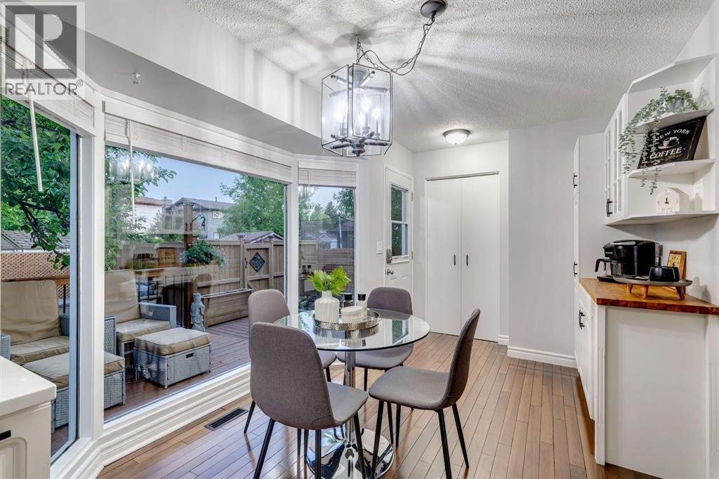 Breakfast Nook