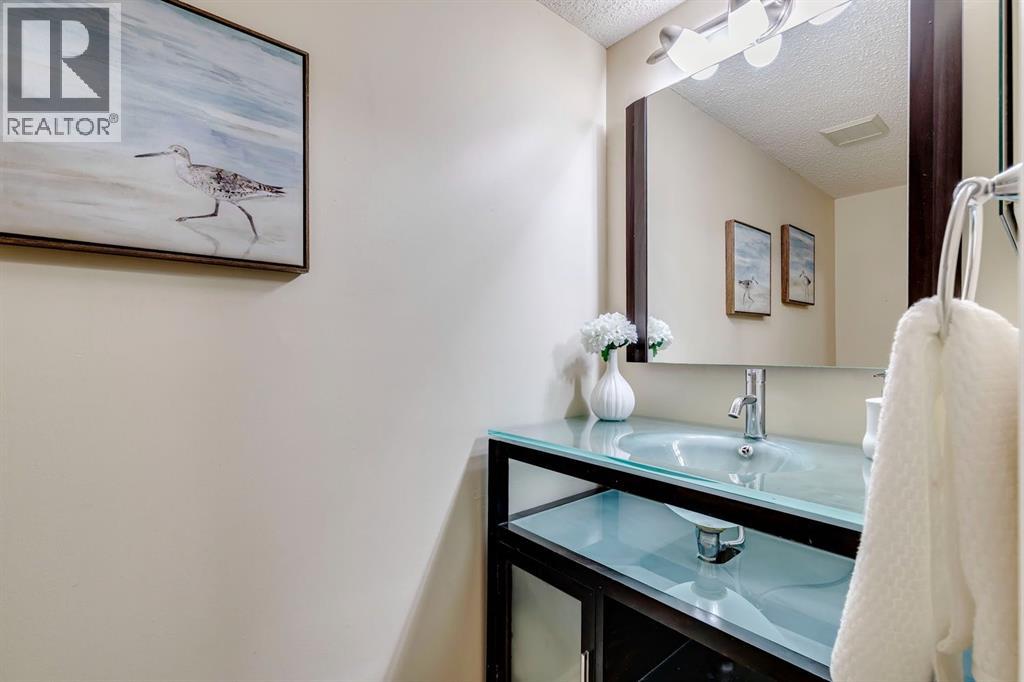 Main Floor Bathroom