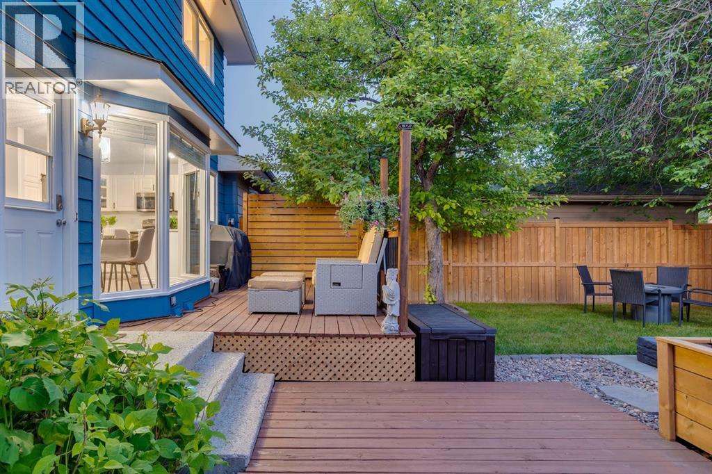 Private tiered back deck