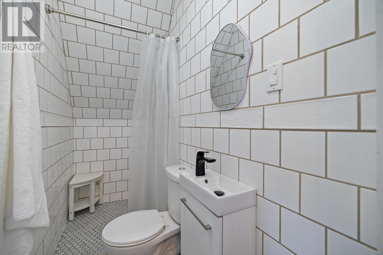 2685 Brooklyn Road - 22
