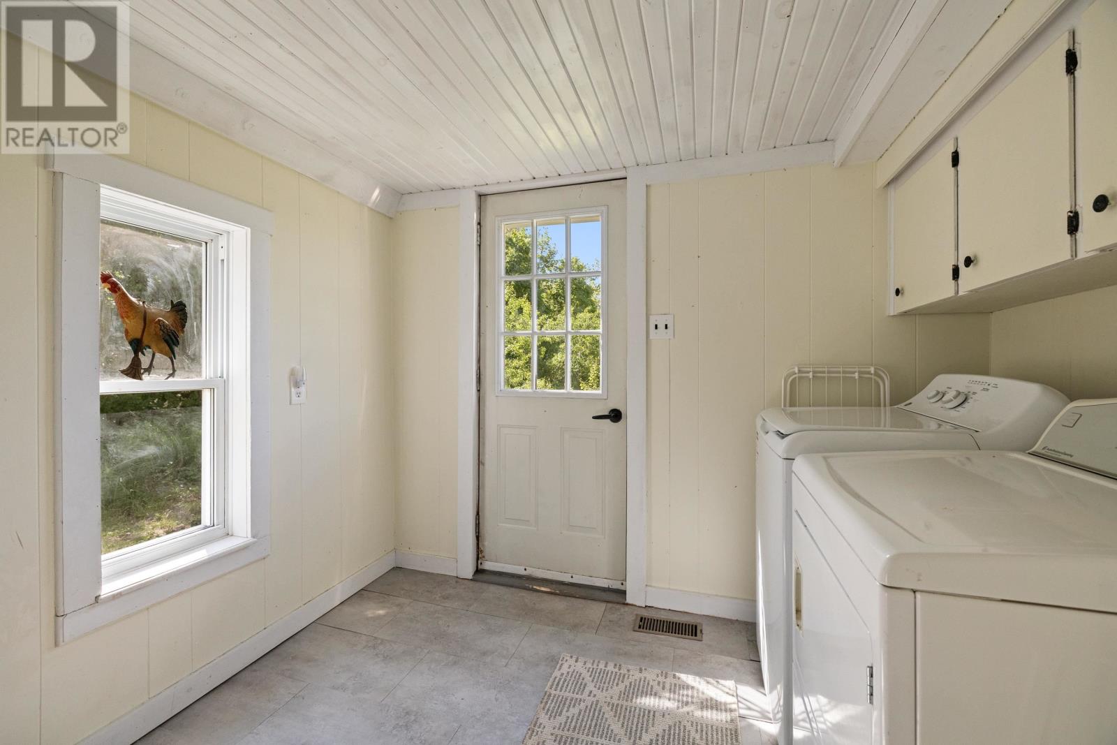 2685 Brooklyn Road - 32