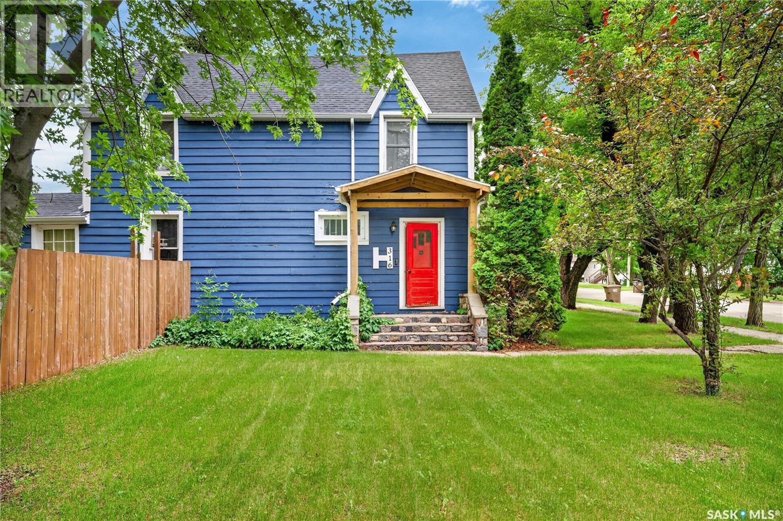 316 Bartlett AVENUE - 1