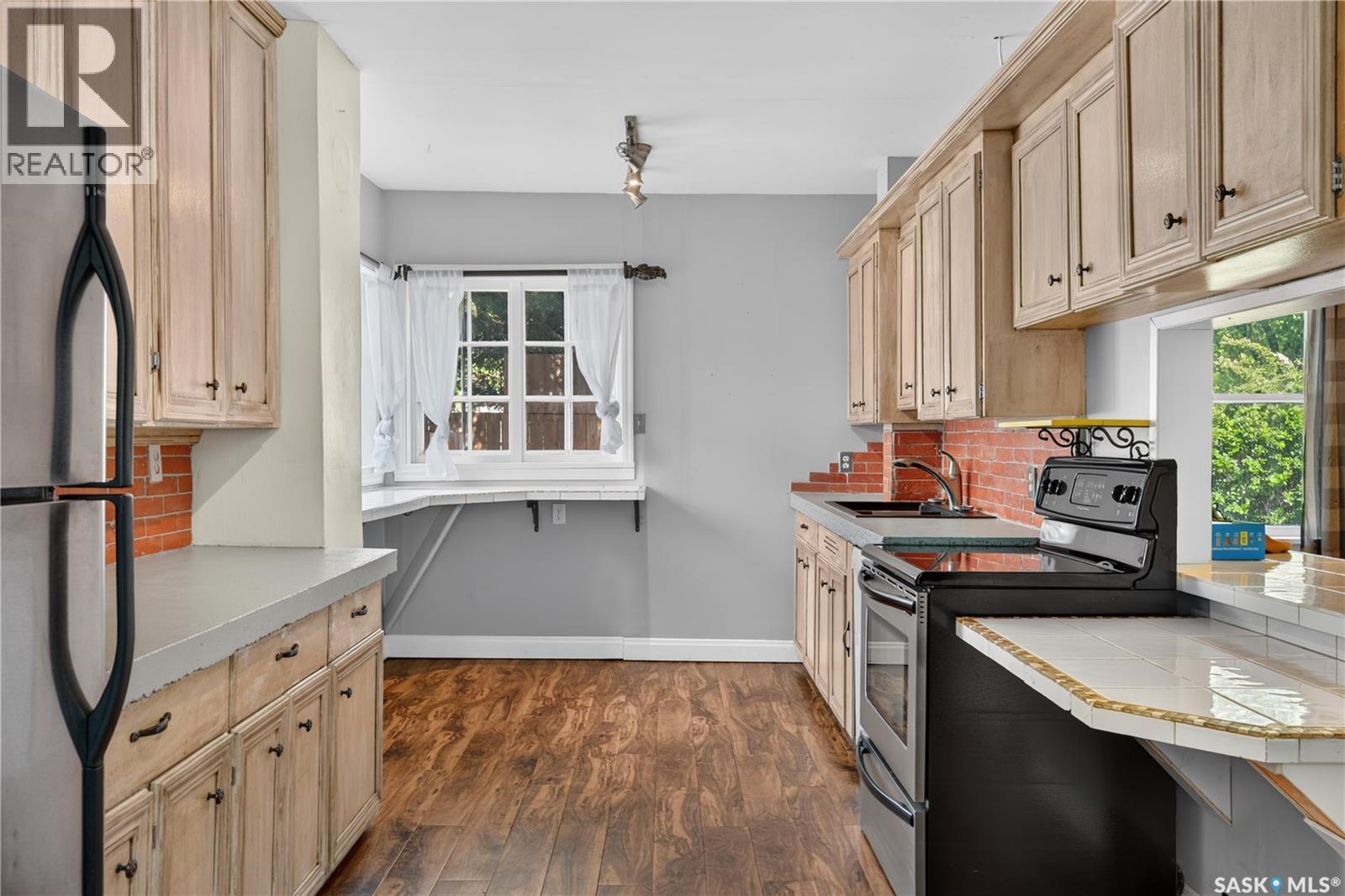 316 Bartlett AVENUE - 19