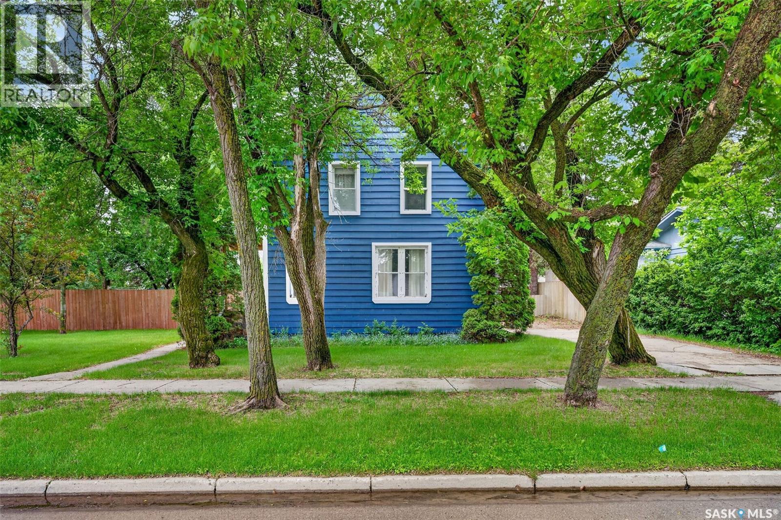 316 Bartlett AVENUE - 2