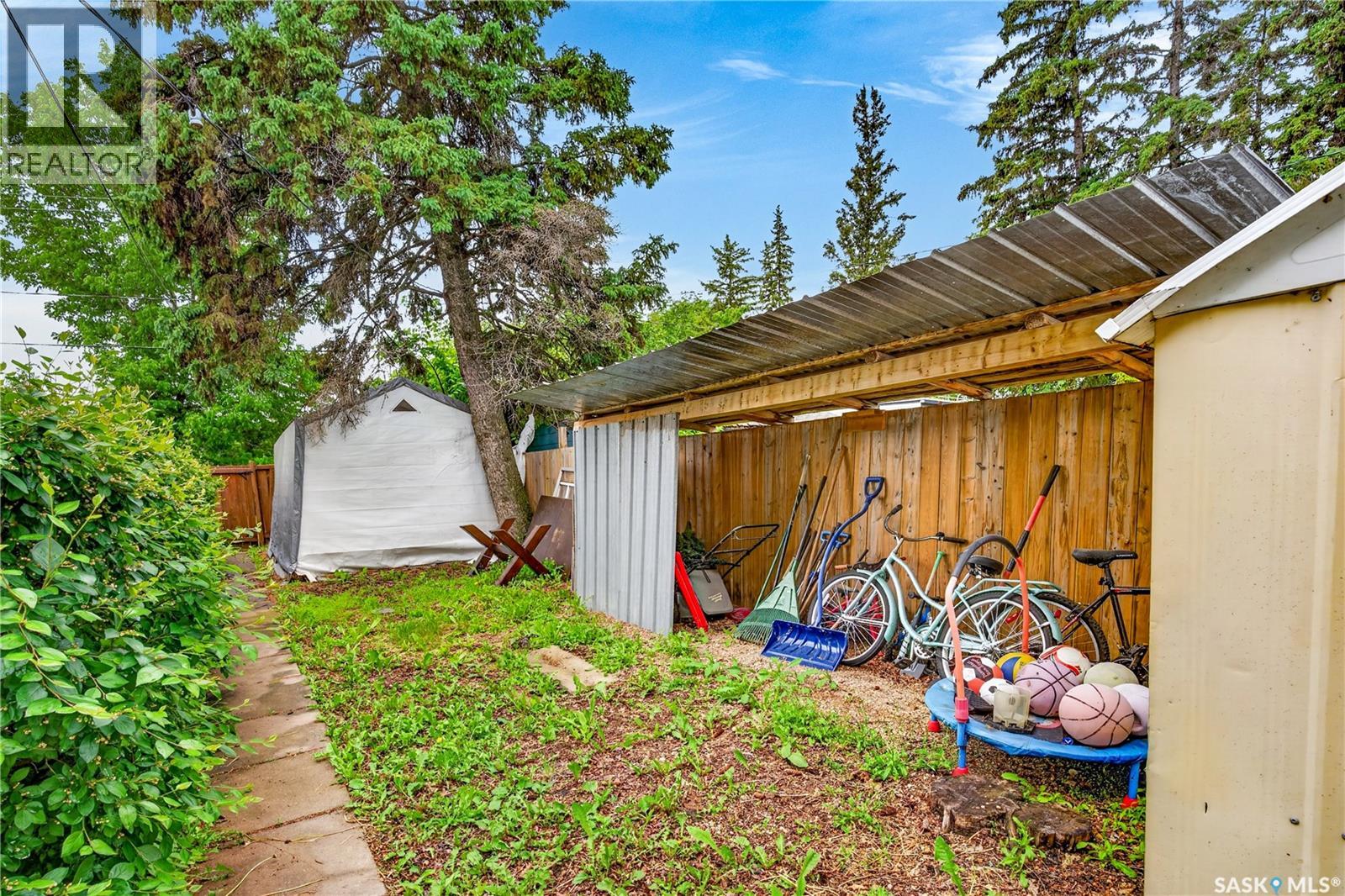316 Bartlett AVENUE - 41