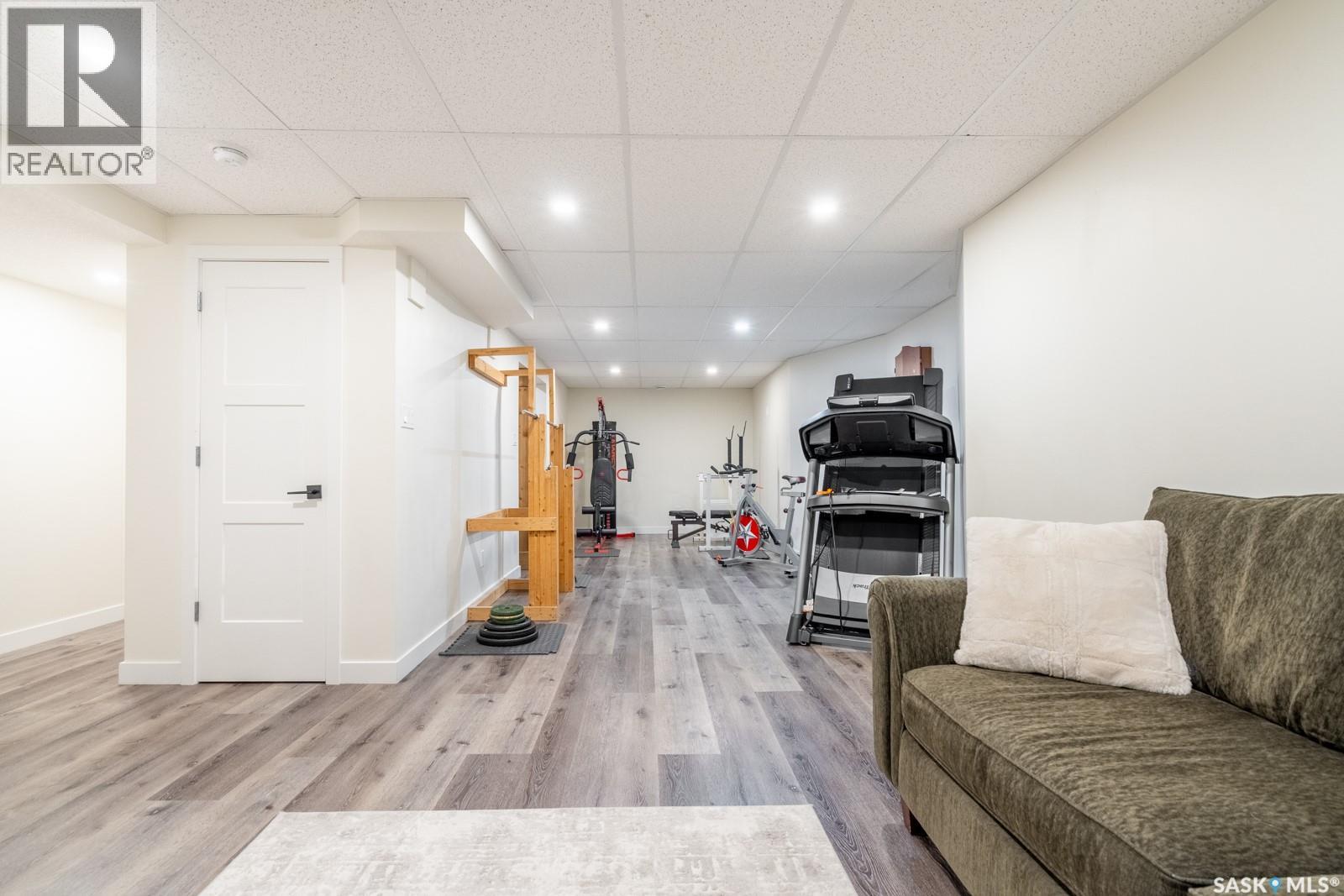 2952 St James CRESCENT — photo 36
