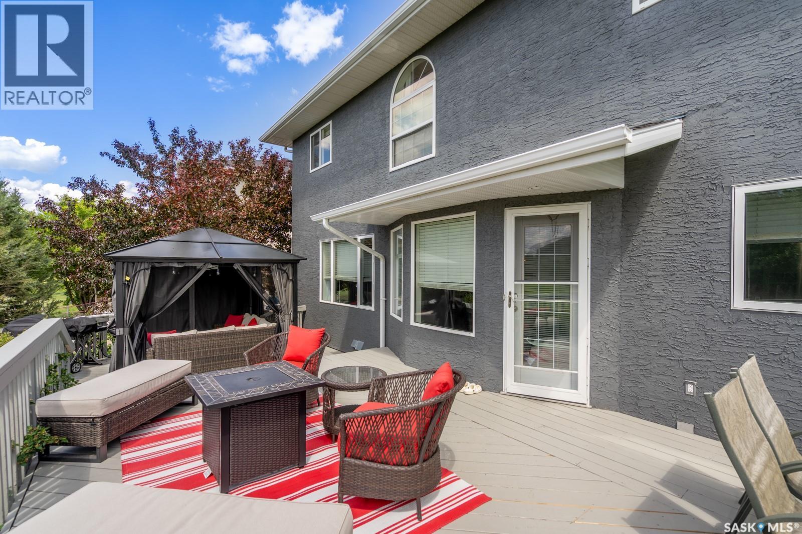 2952 St James CRESCENT — photo 42