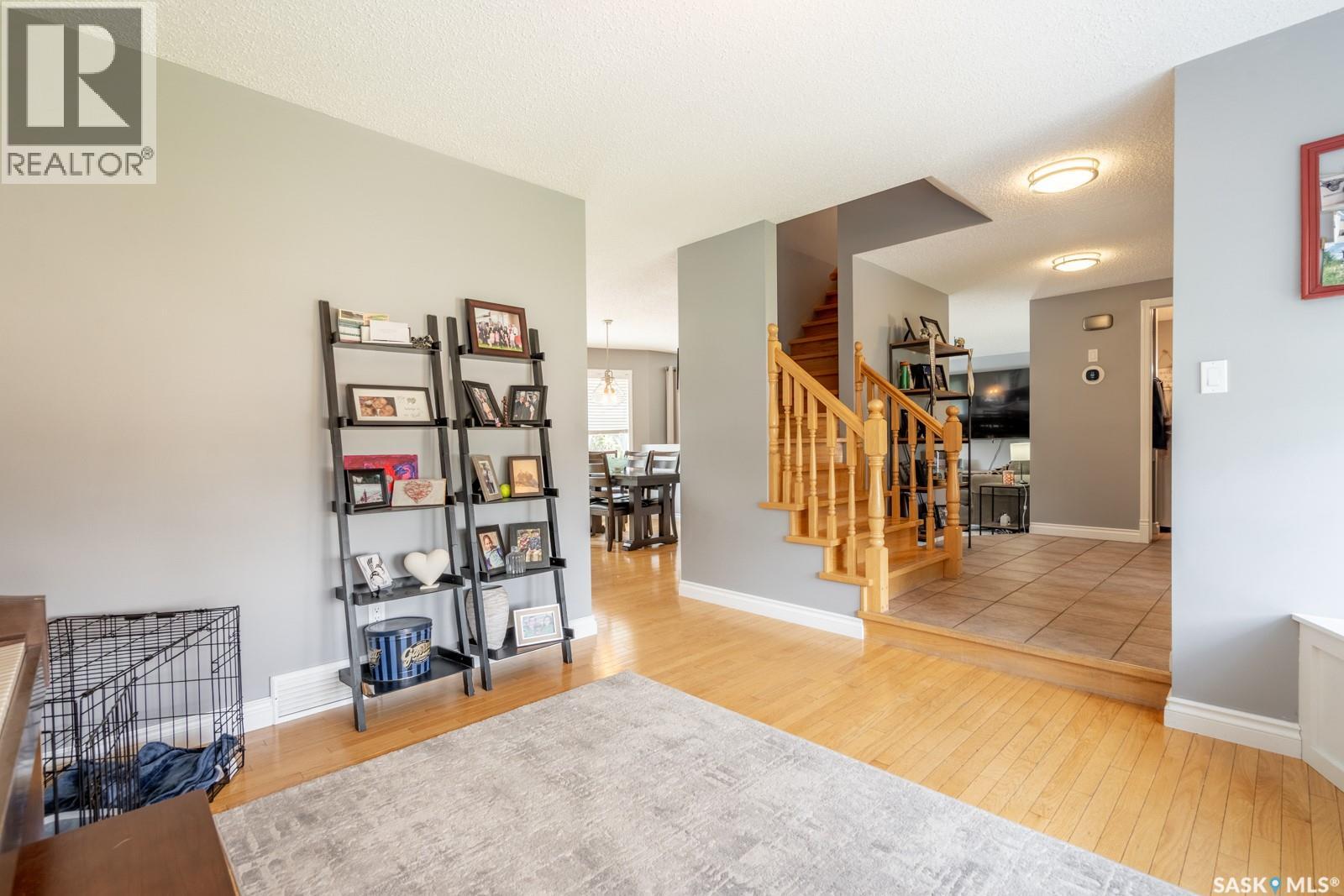 2952 St James CRESCENT — photo 9