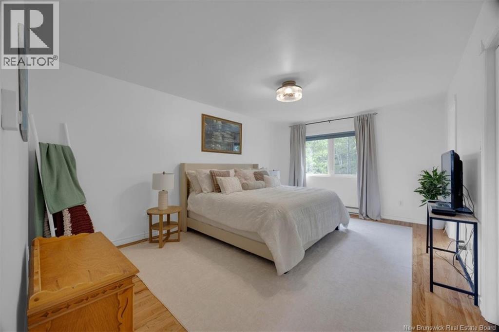 330 Woodward Avenue - 14