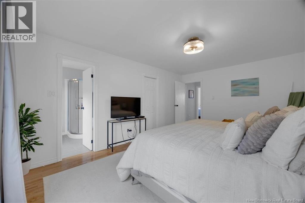 330 Woodward Avenue - 16