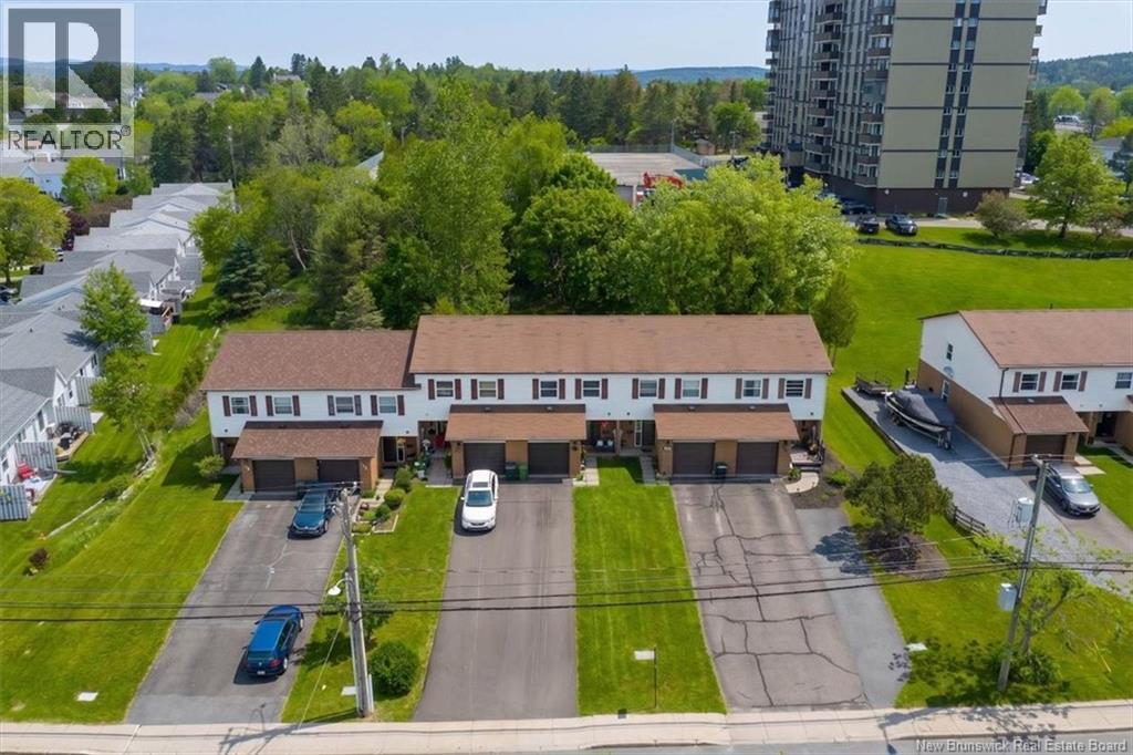 330 Woodward Avenue - 35