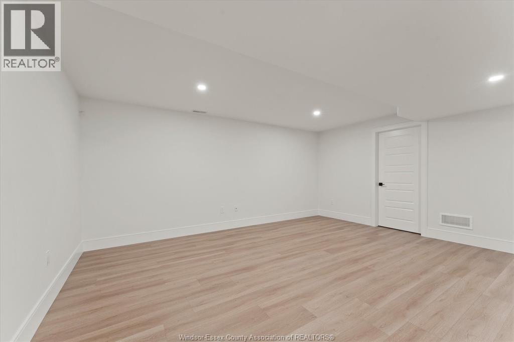 5221 RAFAEL STREET - 31