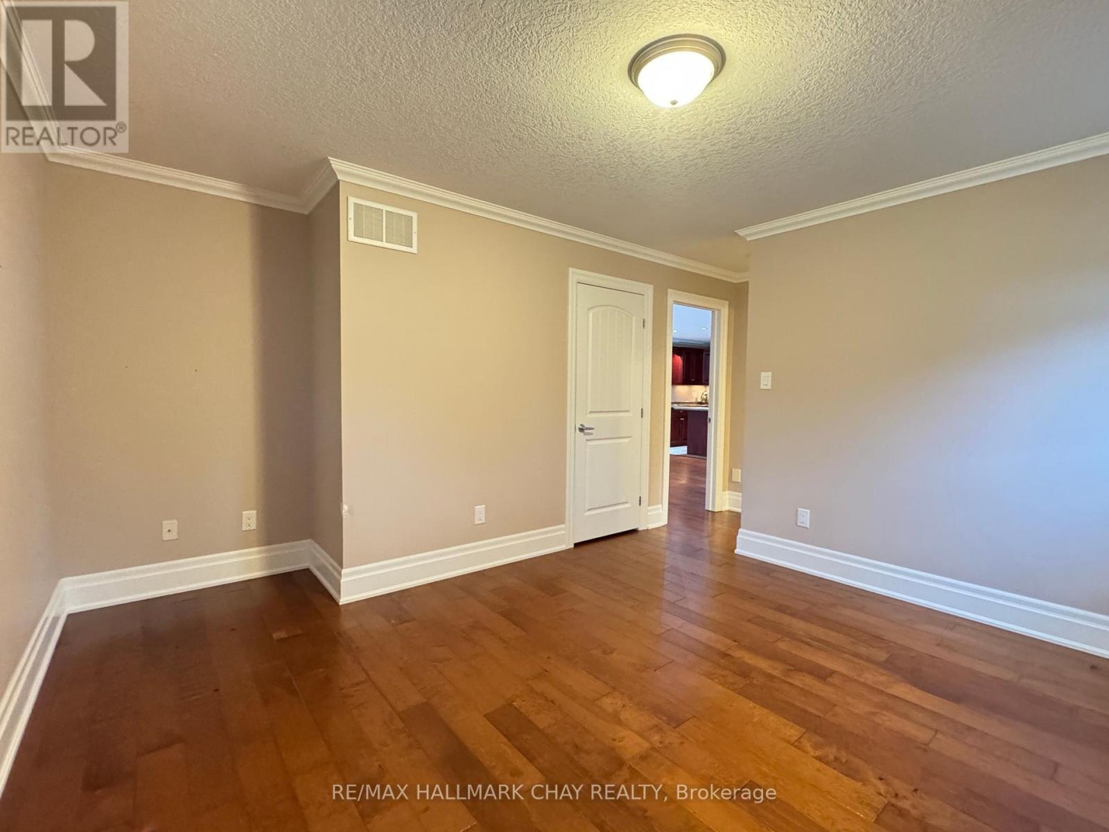 31 GARDEN GROVE CRESCENT - 15