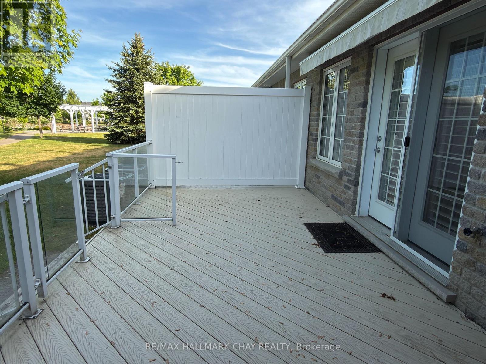 31 GARDEN GROVE CRESCENT - 29