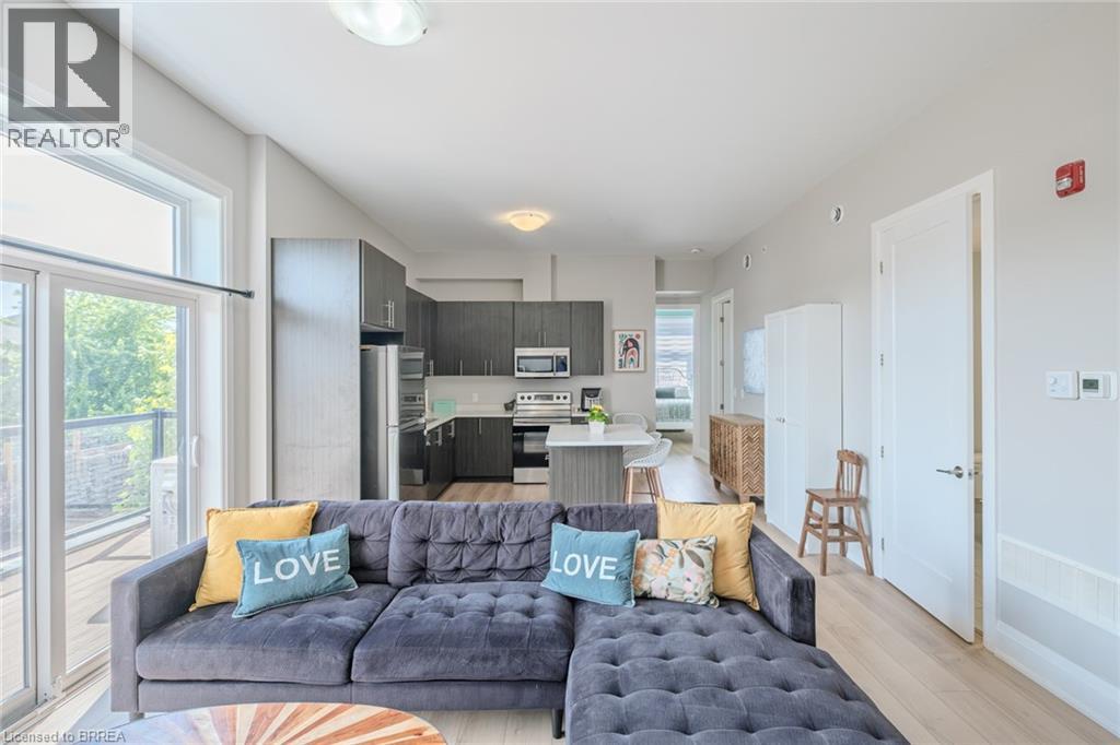 #203A 85 MORRELL Street - 14